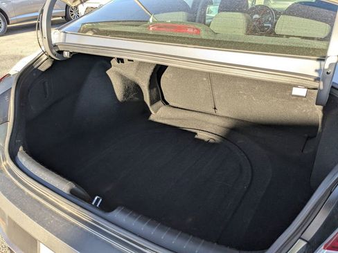 Used 2025 Hyundai Elantra SEL image 27