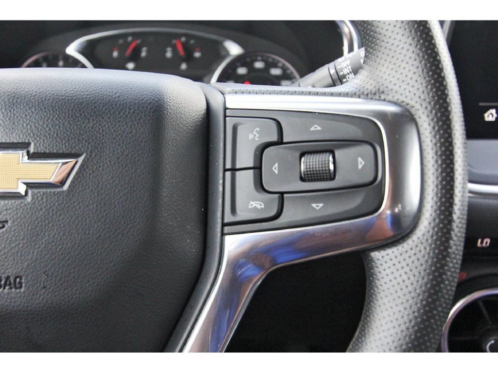 Used 2024 Chevrolet Blazer LT w/ Convenience Package FWD image 16