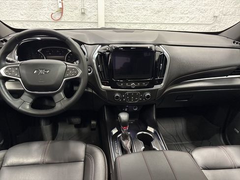 Used 2023 Chevrolet Traverse RS w/ LPO, Floor Liner Package AWD/4WD image 12