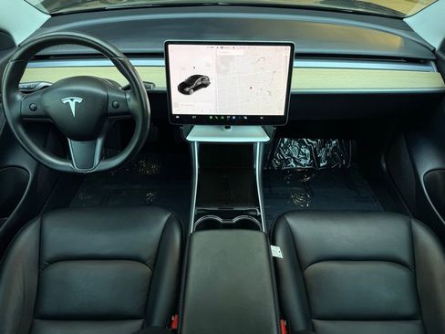 Used 2018 Tesla Model 3 Long Range RWD image 21