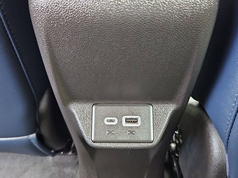 Used 2023 Chevrolet Bolt EUV LT w/ Convenience Package image 28