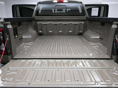 Used 2025 Ford Ranger XLT AWD/4WD image 11