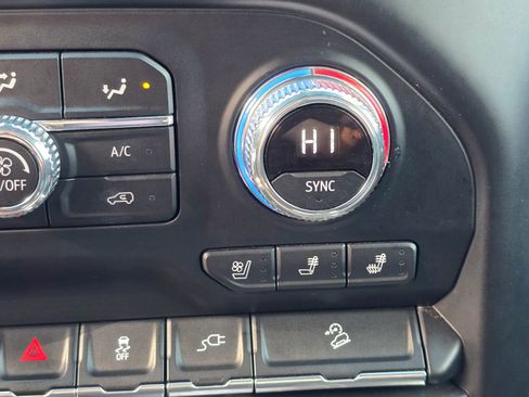 Used 2020 GMC Sierra 3500 Denali image 18