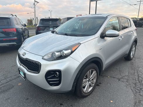 Used 2017 Kia Sportage LX image 1