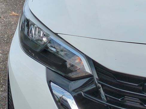 New 2025 Nissan Sentra S image 10