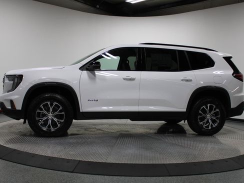 New 2026 GMC Acadia AT4 w/ Luxury Package AWD/4WD image 6