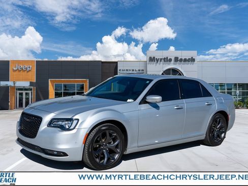 Used 2023 Chrysler 300 S w/ Comfort Group image 1