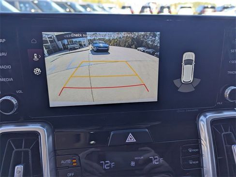 Used 2023 Kia Sorento SX image 18