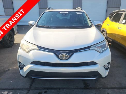 Used 2017 Toyota RAV4 Limited image 1