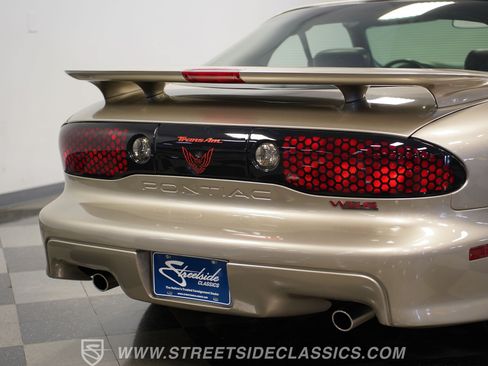 Used 2001 Pontiac Firebird Trans Am RWD image 27