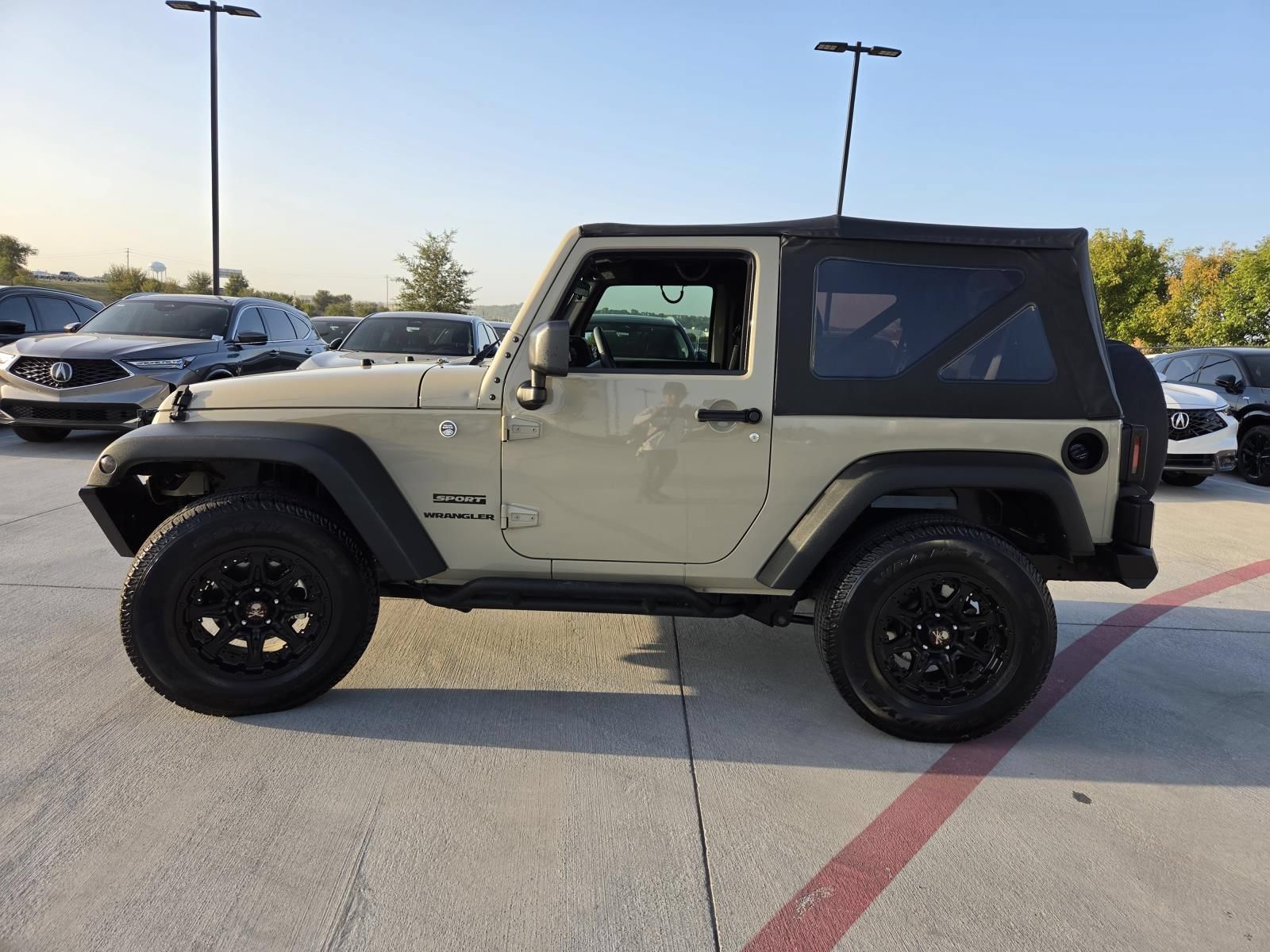 Used 2017 Jeep Wrangler Sport w/ Quick Order Package 23S AWD/4WD image 3