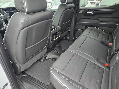 New 2026 GMC Sierra 1500 AT4X image 10