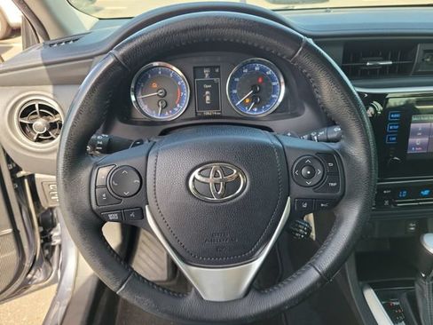 Used 2018 Toyota Corolla SE FWD image 29