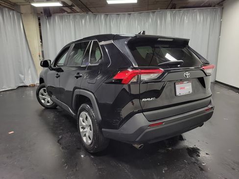 Used 2023 Toyota RAV4 LE FWD image 6