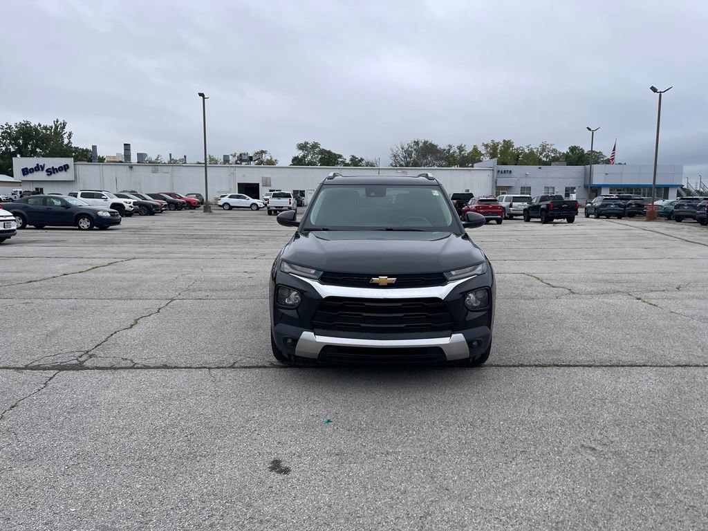 Used 2021 Chevrolet TrailBlazer LT w/ Sun and Liftgate Package FWD image 8