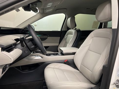 New 2026 Lincoln Nautilus Premier image 29