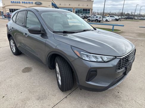 Used 2025 Ford Escape Active image 18