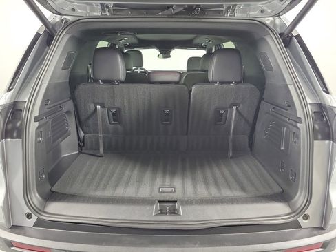 Used 2025 Chevrolet Traverse Z71 w/ Driver Confidence Package image 7