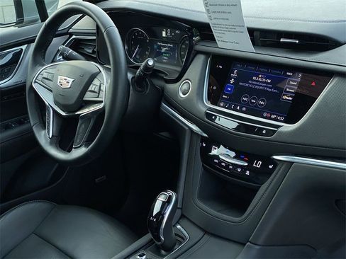 Certified 2025 Cadillac XT5 Premium Luxury image 34