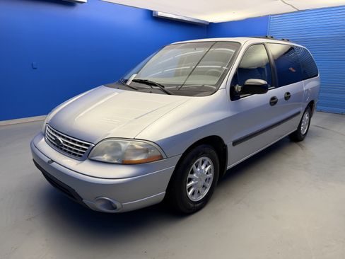 Used 2003 Ford Windstar LX FWD image 4