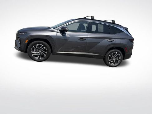 Used 2025 Hyundai Tucson Limited AWD/4WD image 2