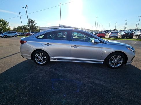 Used 2019 Hyundai Sonata Sport w/ Tech Package 03 image 5