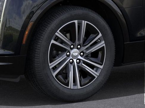New 2026 Cadillac Lyriq Luxury AWD/4WD image 9