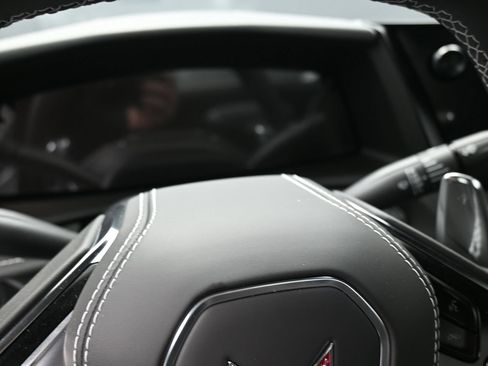 Used 2026 Chevrolet Corvette Stingray Convertible w/ Battery Protection Package RWD image 15