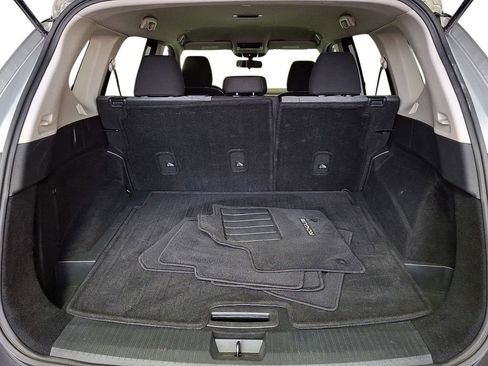 Used 2023 Nissan Rogue SV image 26