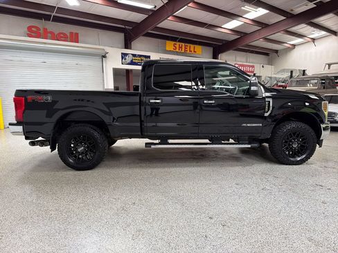 Used 2019 Ford F250 Lariat w/ Lariat Ultimate Package AWD/4WD image 10