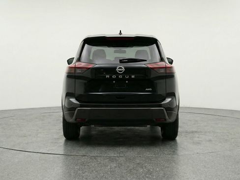 Used 2025 Nissan Rogue SV AWD/4WD image 7