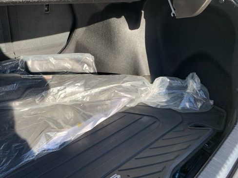 Used 2023 Lexus IS 350 F Sport image 32