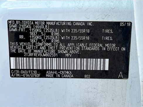 Used 2018 Toyota RAV4 Adventure AWD/4WD image 32