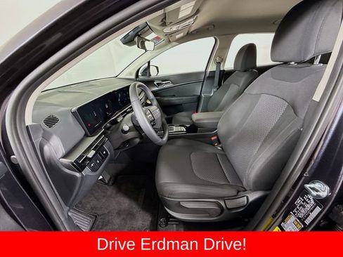 Used 2026 Kia Sportage LX AWD/4WD image 6