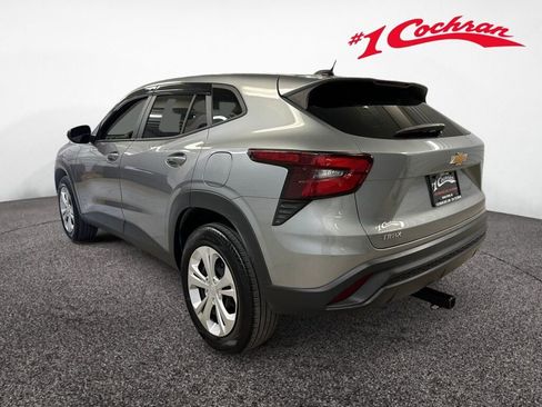 Certified 2024 Chevrolet Trax LS image 19
