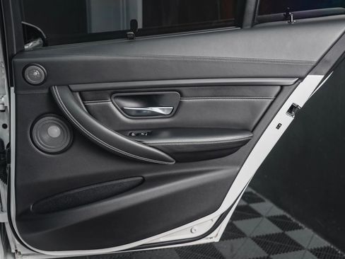 Used 2018 BMW M3 CS w/ Executive Package image 50