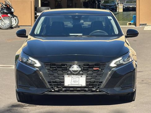Used 2024 Nissan Altima 2.5 SR FWD image 6
