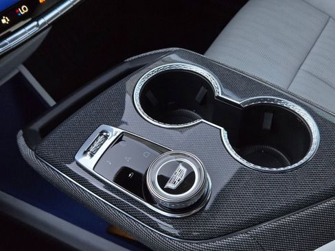 New 2026 Cadillac Optiq Sport 2 image 23