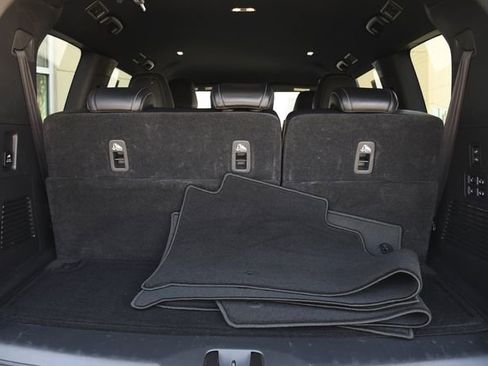 Used 2025 Nissan Armada PRO-4X image 36