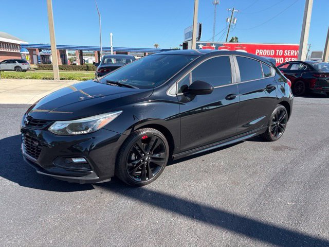 Used 2018 Chevrolet Cruze LT w/ Redline Edition FWD image 3