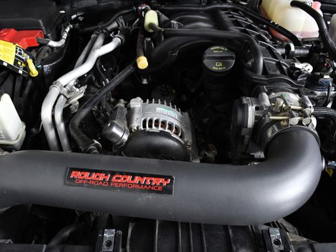 Used 2022 Jeep Gladiator Sport image 36