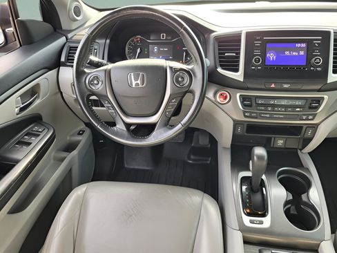 Used 2017 Honda Ridgeline RTL image 23