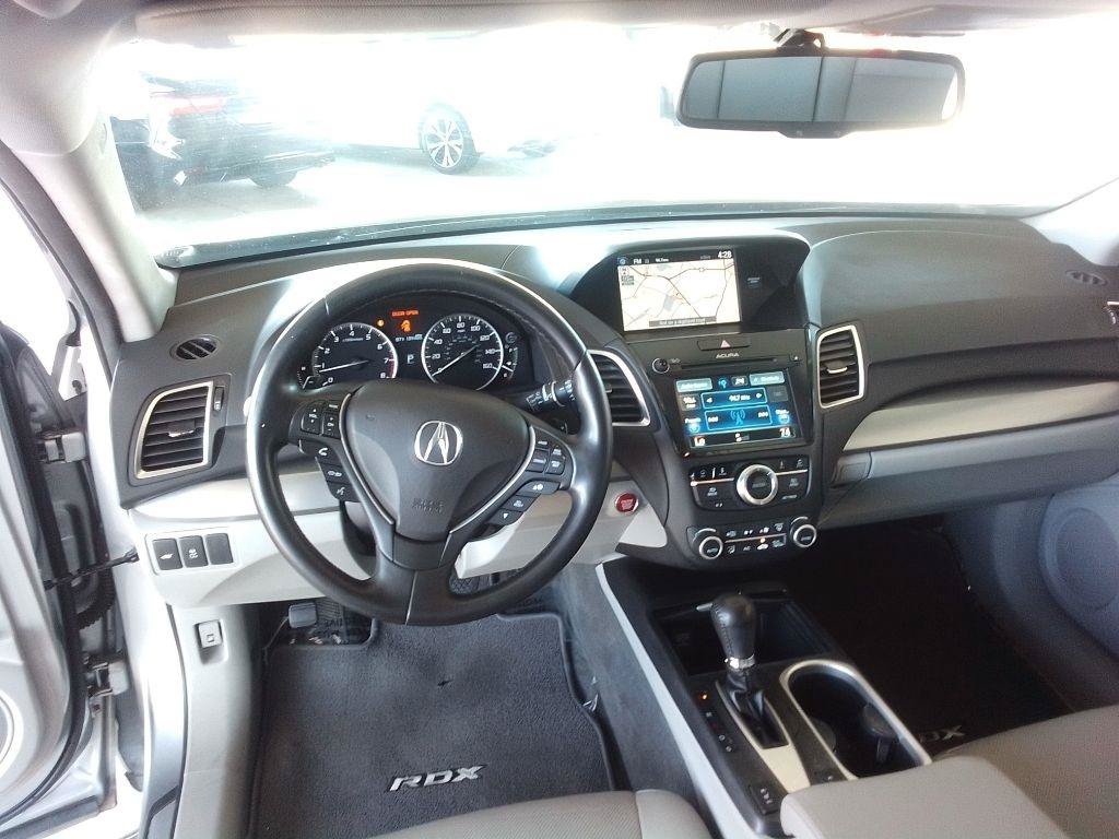 Used 2017 Acura RDX w/ Technology Package AWD/4WD image 7