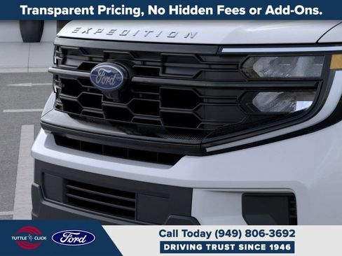 New 2026 Ford Expedition Active image 17