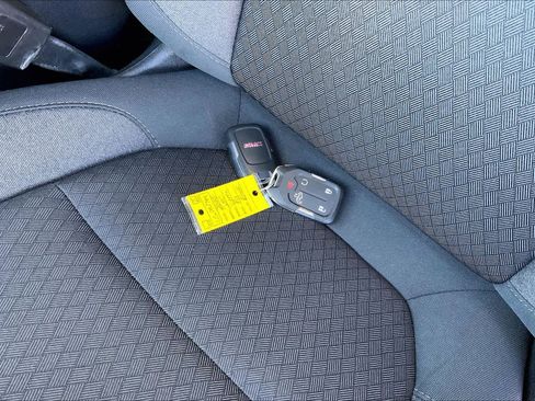 Used 2020 GMC Sierra 1500 Elevation w/ Elevation Value Package image 14