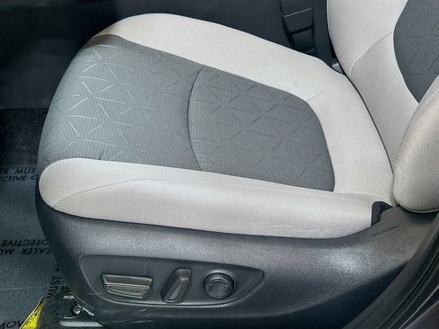 Used 2025 Toyota RAV4 XLE w/ Convenience Package FWD image 16