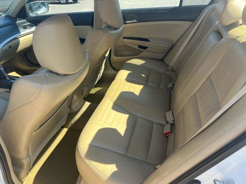 Used 2011 Honda Accord SE image 12