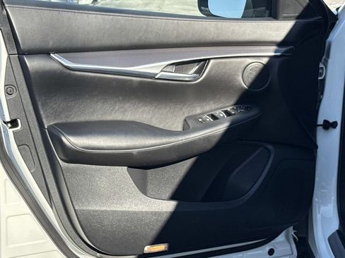 Certified 2022 INFINITI QX50 Luxe w/ Appearance Package image 15