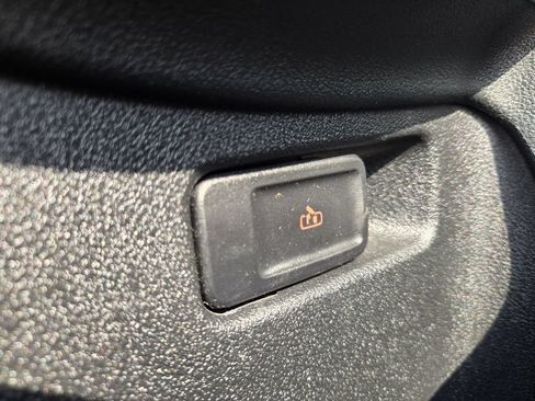Used 2024 Lincoln Aviator Reserve AWD/4WD image 29
