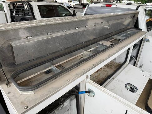 Used 2023 Ford F250 XL w/ XL Driver Assist Package AWD/4WD image 24